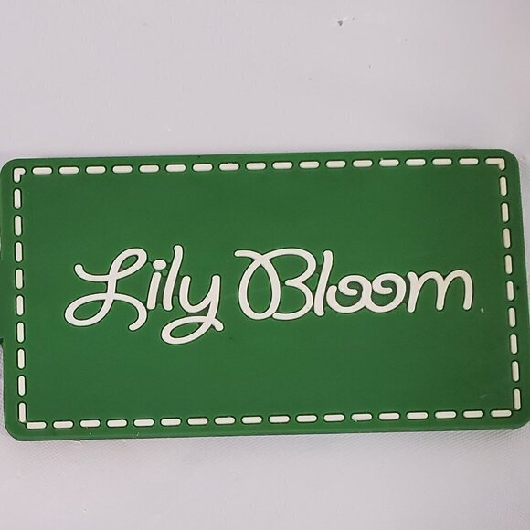 LILY Bloom Keychain Key Fob or Handbag Attachment - Picture 10 of 10